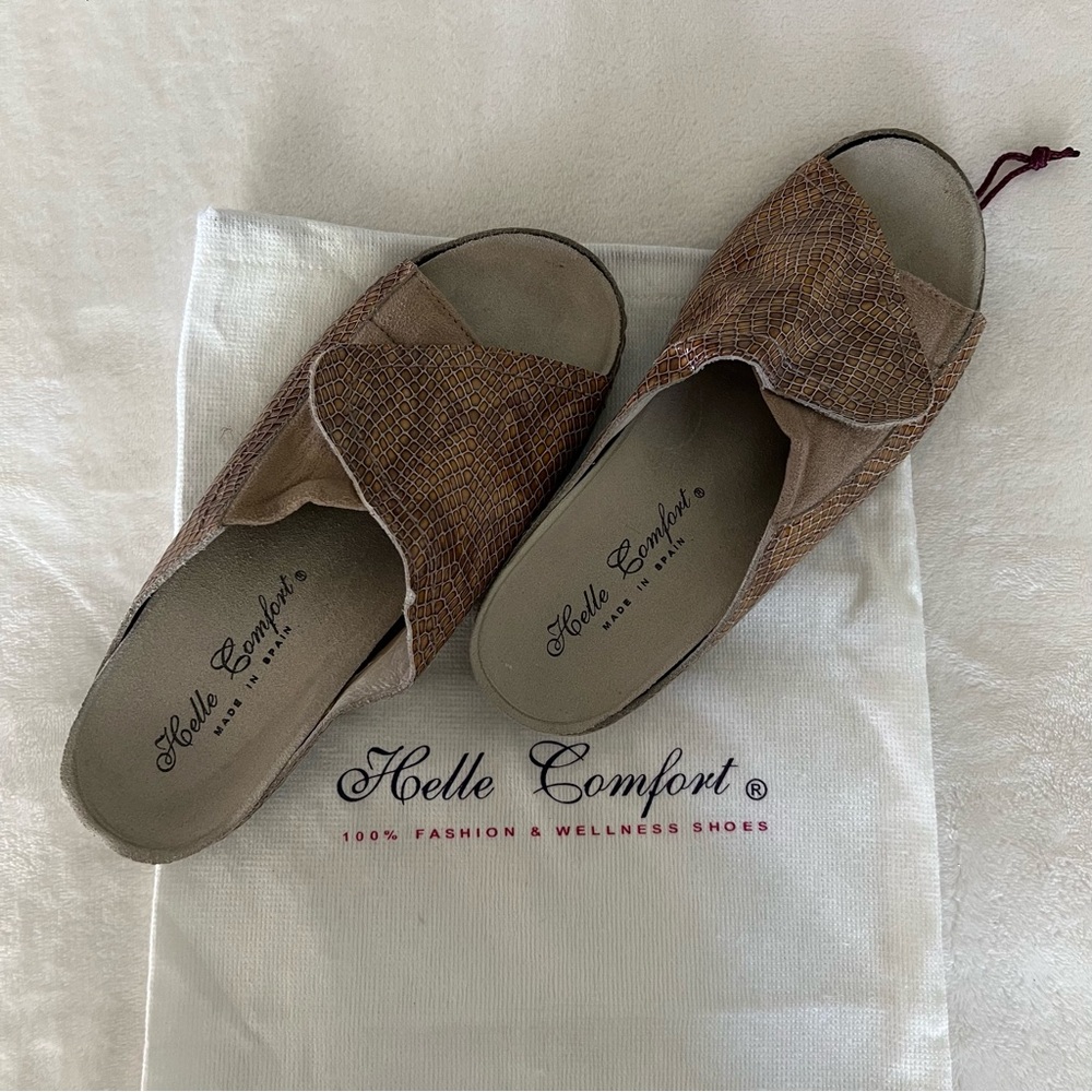 Helle Comfort Brown Embossed Mules with Cushioned Footbed